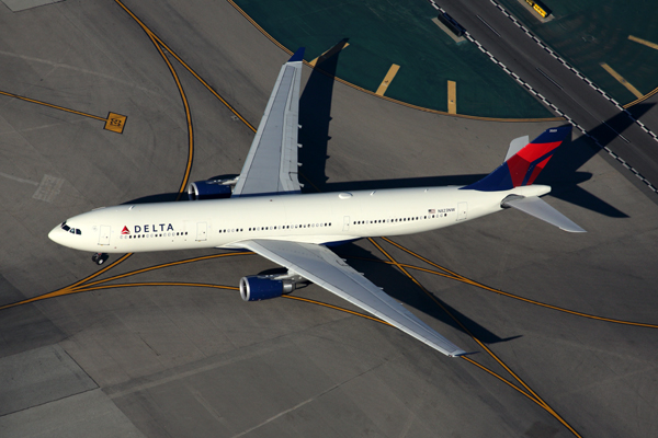 DELTA AIRBUS A330 300 LAX RF 5K5A4841.jpg