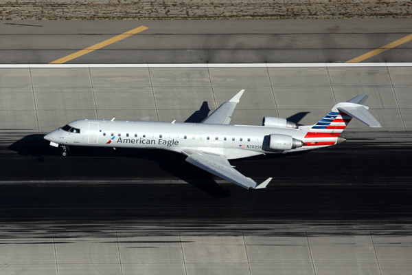 AMERICAN EAGLE CANADAIR CRJ700 LAX RF 5K5A5158.jpg