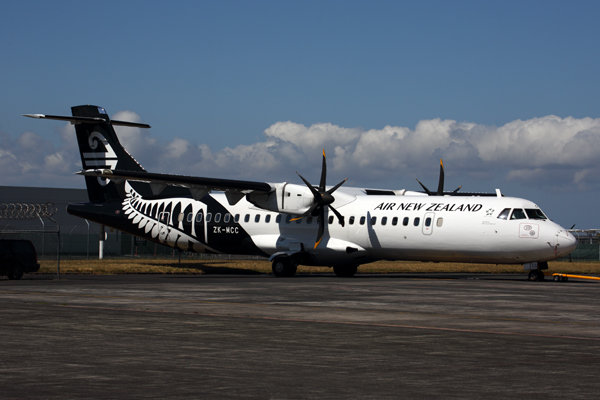 AIR NEW ZEALAND ATR72 AKL RF 5K5A5508.jpg