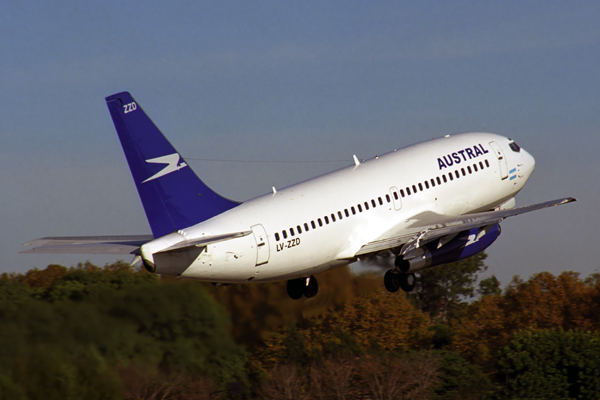 AUSTRAL BOEING 737 200 AEP RF 1722 28.jpg