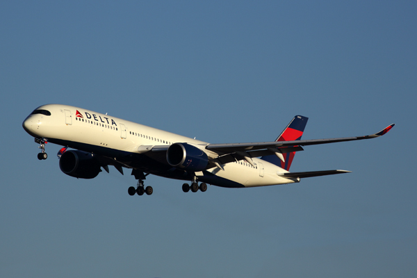 DELTA AIRBUS A350 900 NRT RF 5K5A6670.jpg