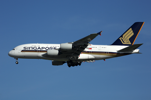 SINGAPORE AIRLINES AIRBUS A380 SIN RF 5K5A8234.jpg