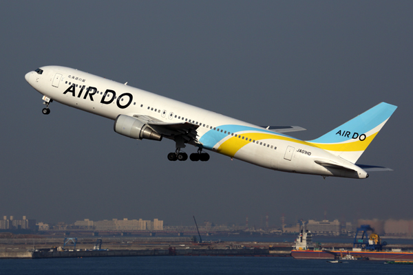 AIR DO BOEING 767 300 HND RF 5K5A8455.jpg