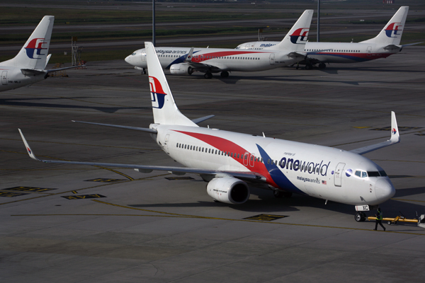 MALAYSIA AIRLINES BOEING 737 800 KUL RF 5K5A7876.jpg