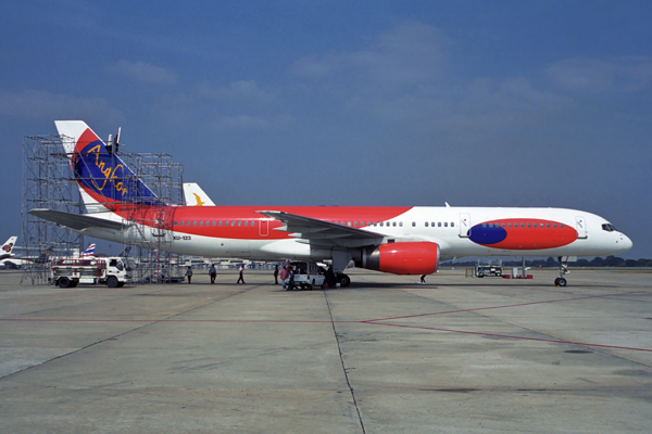 ANGKOR AIRLINES BOEING 757 200 BKK RF 1798 10.jpg