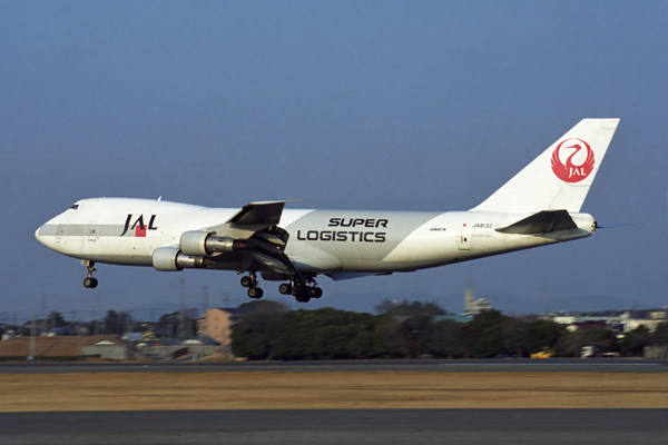 JAL SUPER LOGISTICS BOEING 747 200F NGO RF 1822 26.jpg