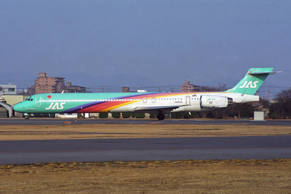 JAPAN AIR SYSTEM JAL MD90 NGO RF 1822 11.jpg