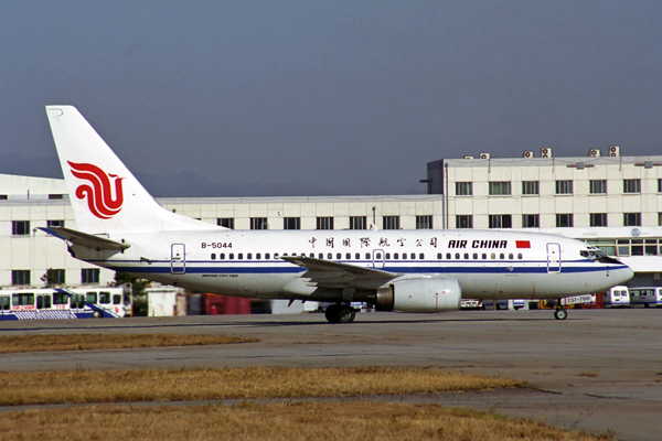 AIR CHINA BOEING 737 700 BJS RF 1901 1.jpg