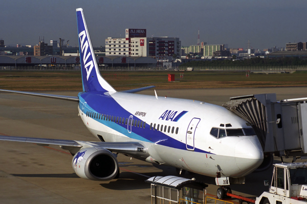 ANA AIR NIPPON BOEING 737 500 FUK RF 1918 4.jpg