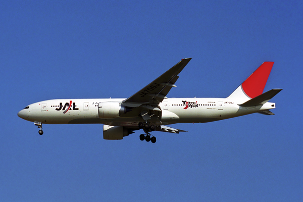 JAL BOEING 777 200 NRT RF 1923 35.jpg