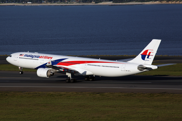 MALAYSIA AIRLINES AIRBUS A330 300 SYD RF 5K5A0875.jpg