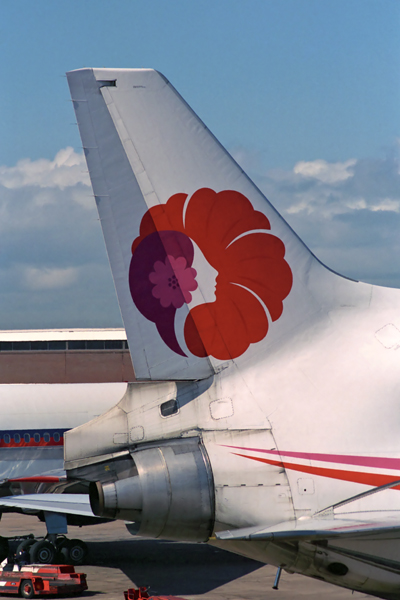 HAWAIIAN L1011 SYD RF 137 36.jpg