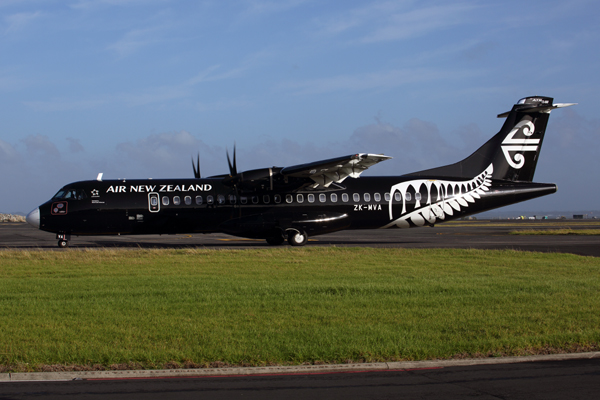 AIR NEW ZEALAND ATR72 AKL RF 5K5A9417.jpg