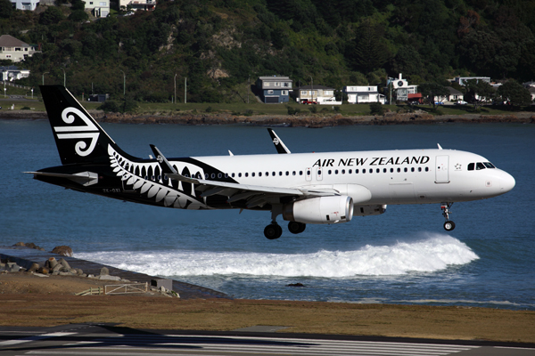 AIR NEW ZEALAND AIRBUS A320 WLG RF 5K5A9149.jpg