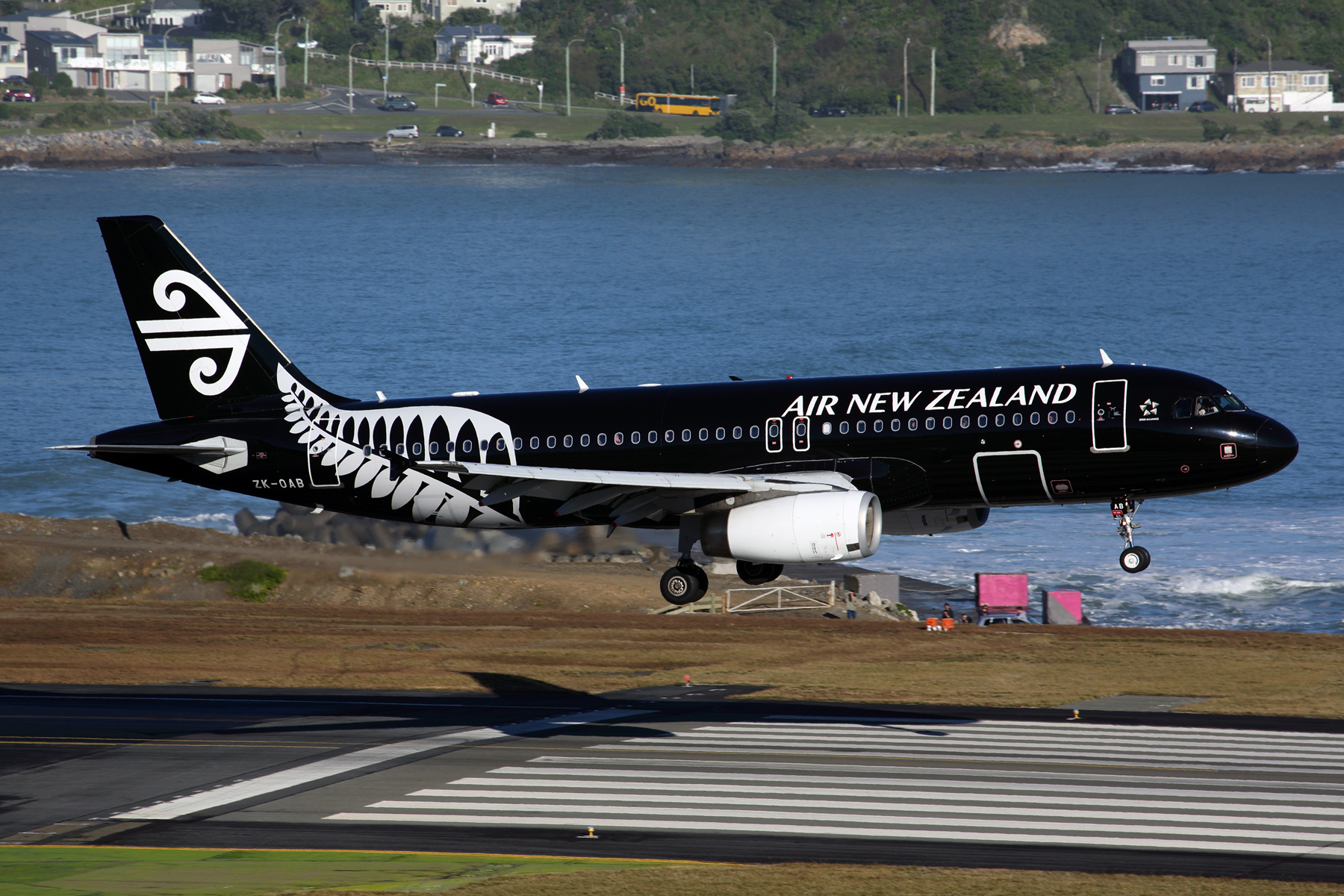 AIR NEW ZEALAND AIRBUS A320 WLG RF 5K5A9092.jpg