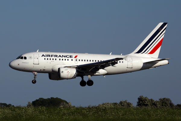 AIR_FRANCE_AIRBUS_A318_CPH_RF_5K5A9853.jpg