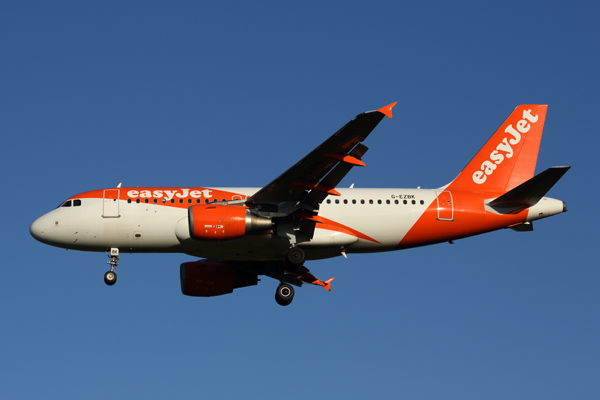 EASYJET_AIRBUS_A319_CPH_RF_5K5A9926.jpg