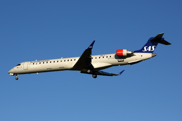 SAS_CANADAIR_CRJ_CPH_RF_5K5A9904.jpg