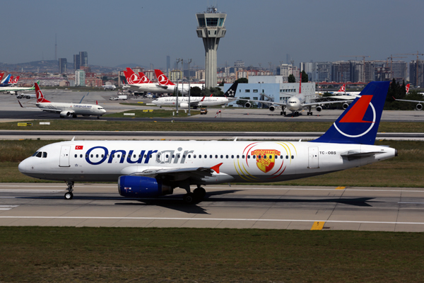 ONUR_AIR_AIRBUS_A320_IST_RF_5K5A0283.jpg