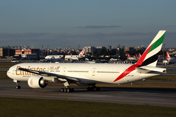 EMIRATES_BOEING_777_300ER_IST_RF_5K5A0939.jpg