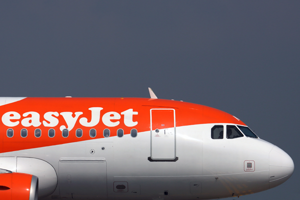 EASYJET_AIRBUS_A319_LGW_RF_5K5A0132.jpg