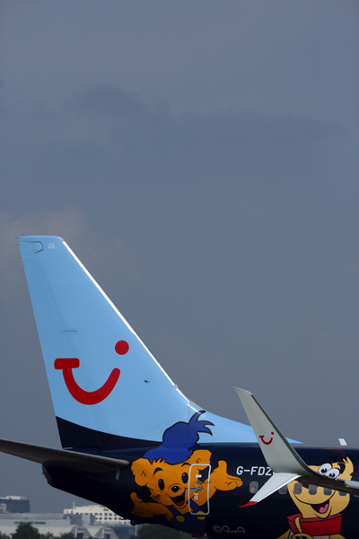 TUI_FLY_BOEING_737_800_LGW_RF_5K5A0163.jpg