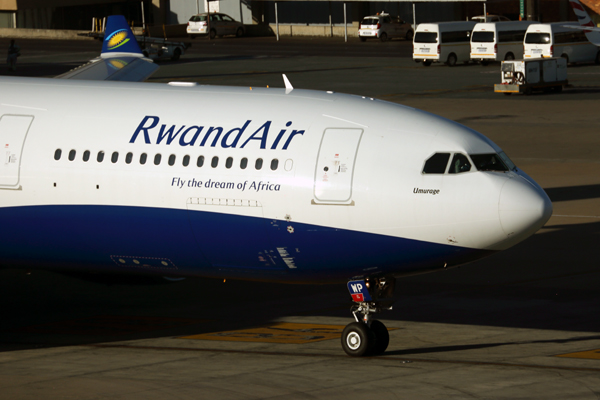 RWANDAIR_AIRBUS_A330_300_JNB_RF_5K5A2122.jpg