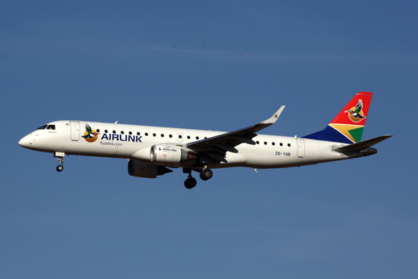 AIRLINK_EMBRAER_190_JNB_RF_5K5A2679.jpg