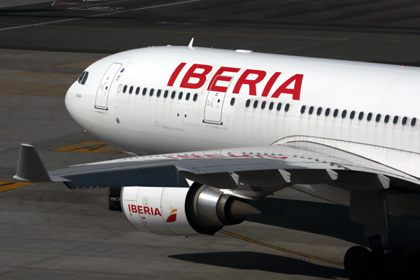 IBERIA_AIRBUS_A330_200_JNB_RF_5K5A2261.jpg