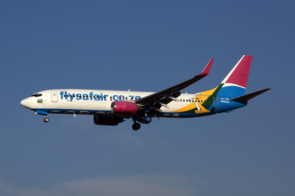 FLYSAFAIR_COM_BOEING_737_800_JNB_RF_5K5A2500.jpg