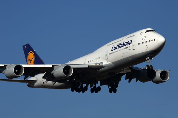 LUFTHANSA_BOEING_747_800_JNB_RF_5K5A2801.jpg