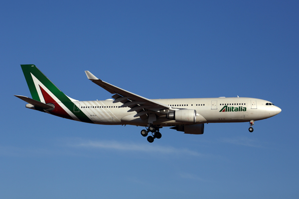 ALITALIA_AIRBUS_A330_300_JNB_RF_5K5A2371.jpg