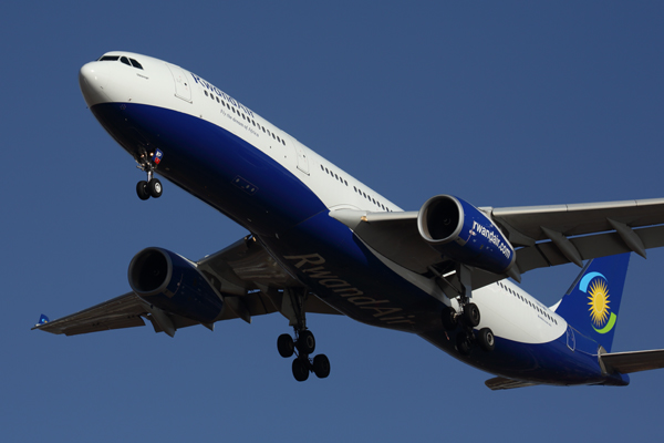 RWANDAIR_AIRBUS_A330_300_JNB_RF_5K5A2658.jpg