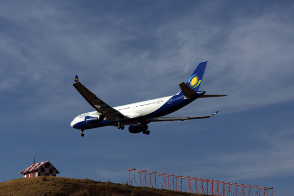 RWANDAIR_AIRBUS_A330_300_JNB_RF_5K5A2663.jpg