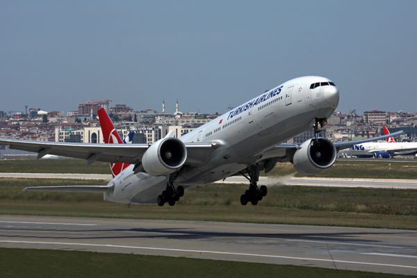 TURKISH_AIRLINES_BOEING_777_300ER_IST_RF_5K5A0266.jpg