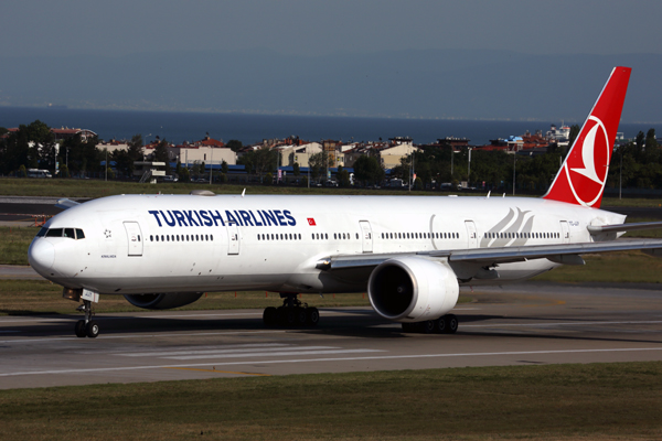 TURKISH_AIRLINES_BOEING_777_300ER_IST_RF_5K5A0439.jpg