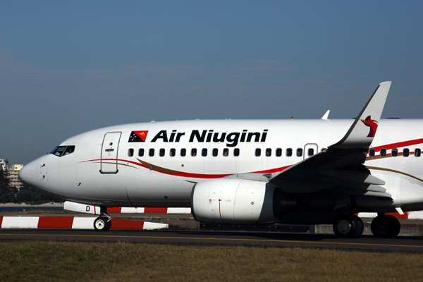 AIR_NIUGINI_BOEING_737_700_SYD_RF_5K5A2967.jpg