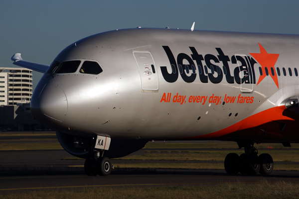 JETSTAR_BOEING_787_8_SYD_RF_5K5A2892.jpg