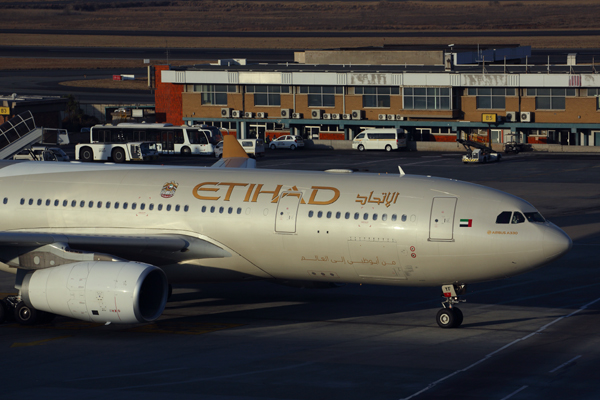 ETIHAD_AIRBUS_A330_200_JNB_RF_5K5A2846.jpg