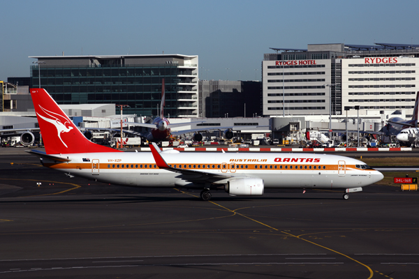 QANTAS_BOEING_737_800_SYD_RF_5K5A1970.jpg