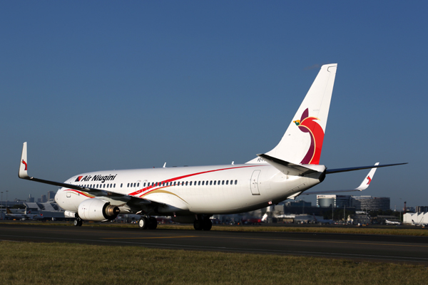 AIR_NIUGINI_BOEING_737_800_SYD_RF_5K5A1138.jpg