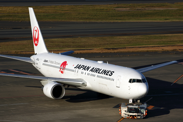 JAPAN_AIRLINES_BOEING_767_300_HND_RF_5K5A4019.jpg