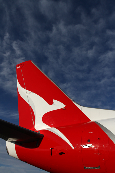 QANTAS_FREIGHT_BOEING_737_300F_HBA_RF_IMG_9014.jpg