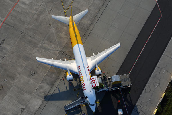 CARGOAIR_DHL_BOEING_737_400F_BUD_RF_5K5A4360.jpg