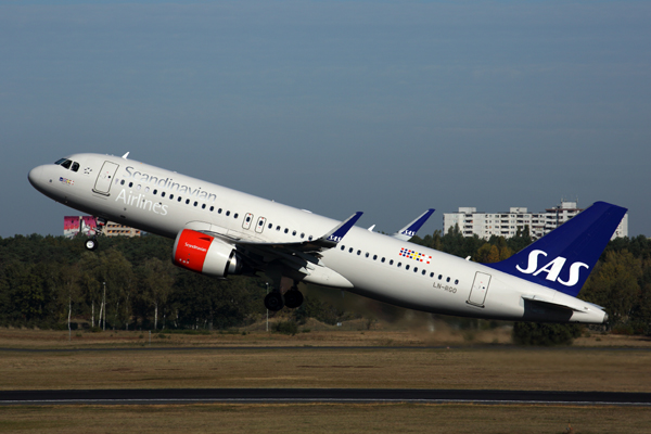 SAS_AIRBUS_A320_NEO_TXL_RF_5K5A4045.jpg