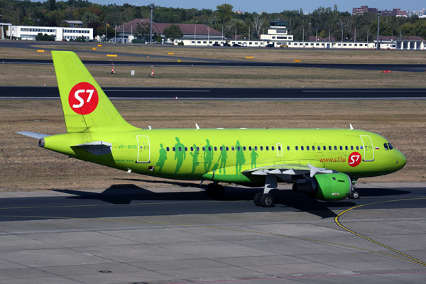 S7_AIRBUS_A319_TXL_RF_5K5A4284.jpg