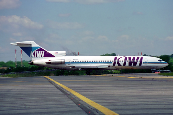 KIWI_BOEING_727_200_LGA_RF_912_11.jpg