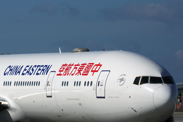 CHINA_EASTERN_BOEING_777_300ER_LAX_RF_5K5A5824.jpg