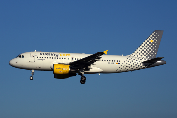 VUELING_AIRBUS_A319_BCN_RF_5K5A7146.jpg