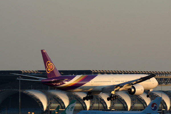 THAI_BOEING_777_300ER_BKK_RF_5K5A8071.jpg